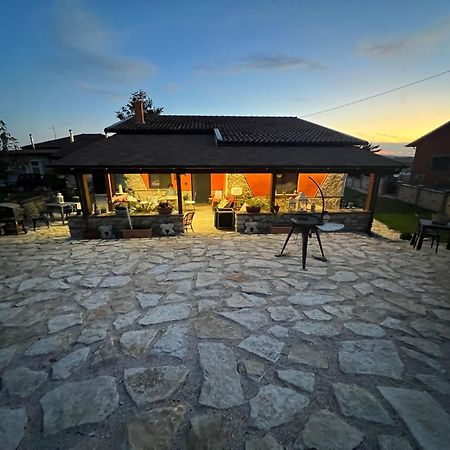 Truni Farm Country House Bed & Breakfast Bisaccia Exterior photo